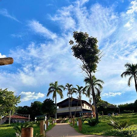 Hotel Fazenda Morro De Pedra Nova Ponte Bagian luar foto