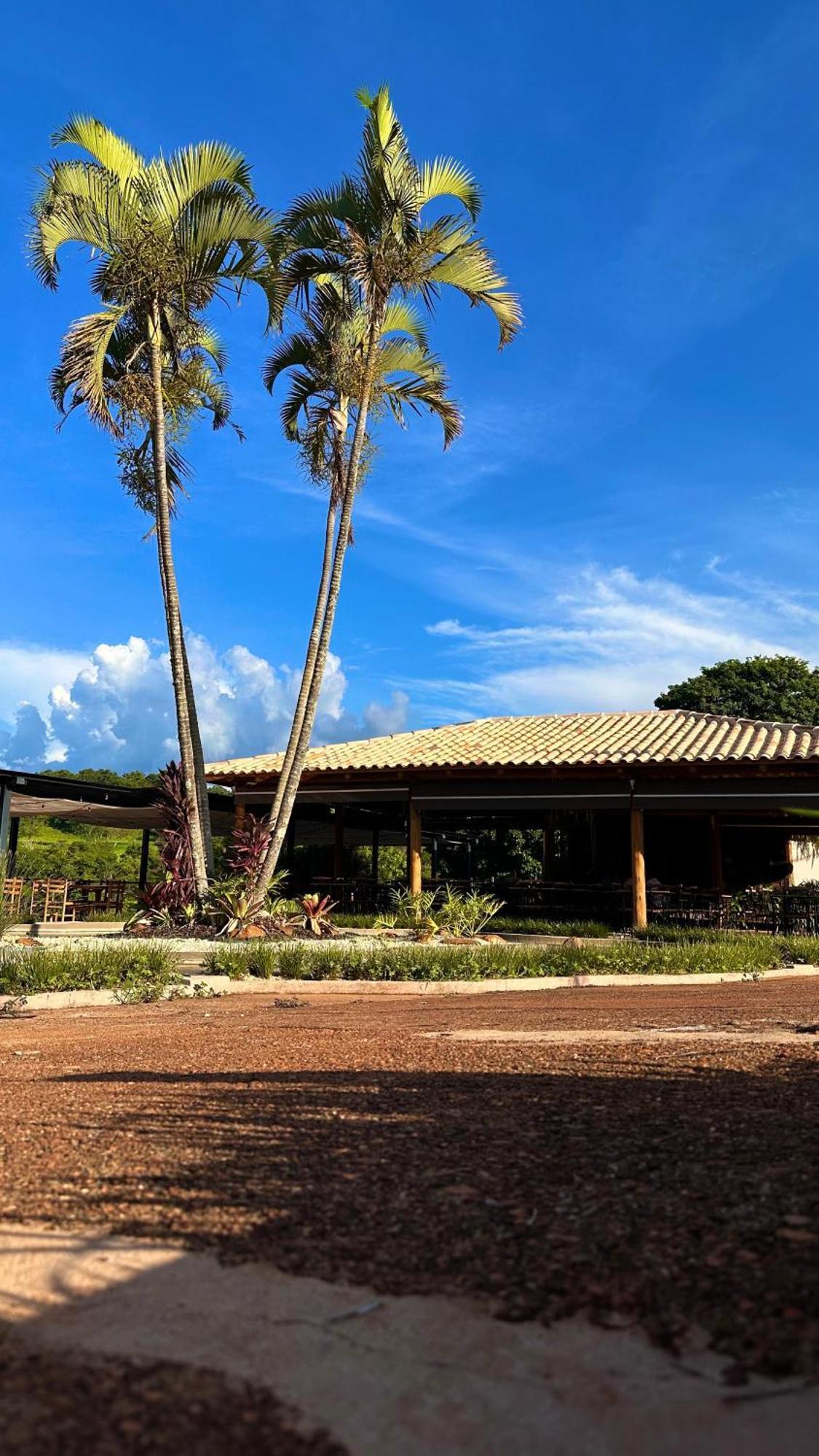 Hotel Fazenda Morro De Pedra Nova Ponte Bagian luar foto